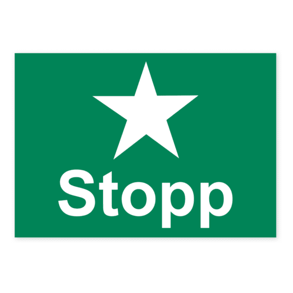 Stopp-skylten har storleken 210x148mm och tillverkas i materialet Aluminium 0.7mm. Denna standardskylt kan anpassas så att du kan skapa din egen version av skylten.