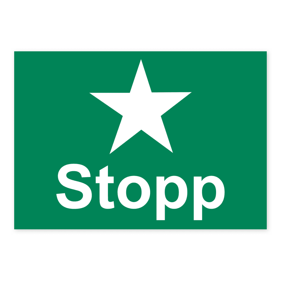 Stopp-skylten har storleken 210x148mm och tillverkas i materialet Aluminium 0.7mm. Denna standardskylt kan anpassas så att du kan skapa din egen version av skylten.