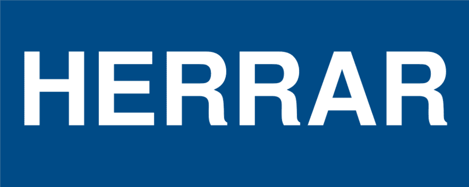 Herrar-skylten har storleken 250x100mm och tillverkas i materialet sticker. Denna standardskylt kan anpassas så att du kan skapa din egen version av skylten.